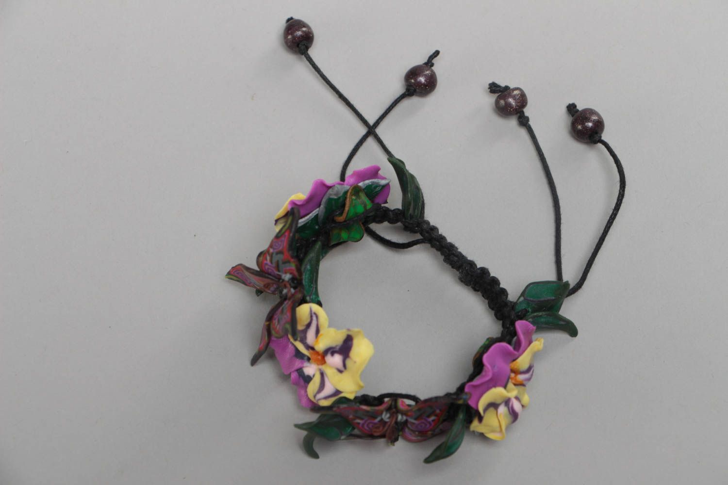 Schönes ungewöhnliches künstlerisches Armband aus Polymerton für Frauen handmade foto 2