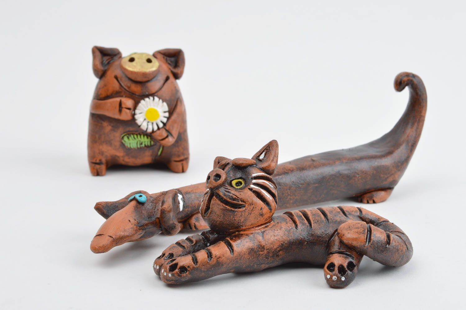 Handmade Keramik Figur Wohnzimmer Deko Figuren aus Ton Katze Ferkel Dackel schön foto 3