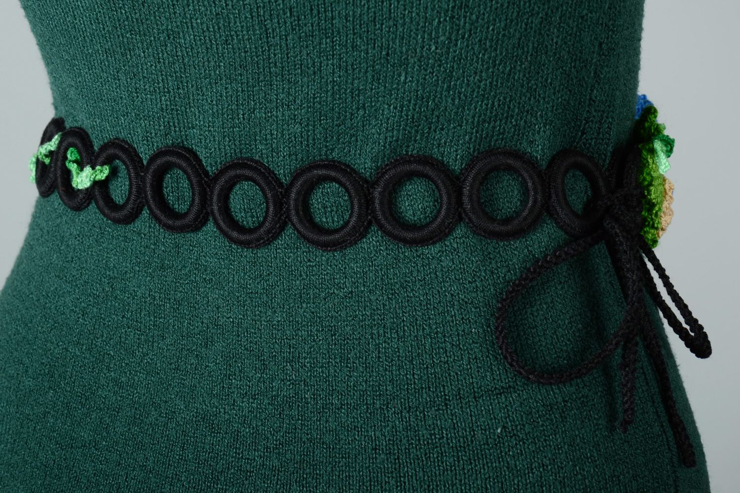 Ceinture tricotée au crochet en fils acryliques et cotonniers fait main Fleurs photo 2