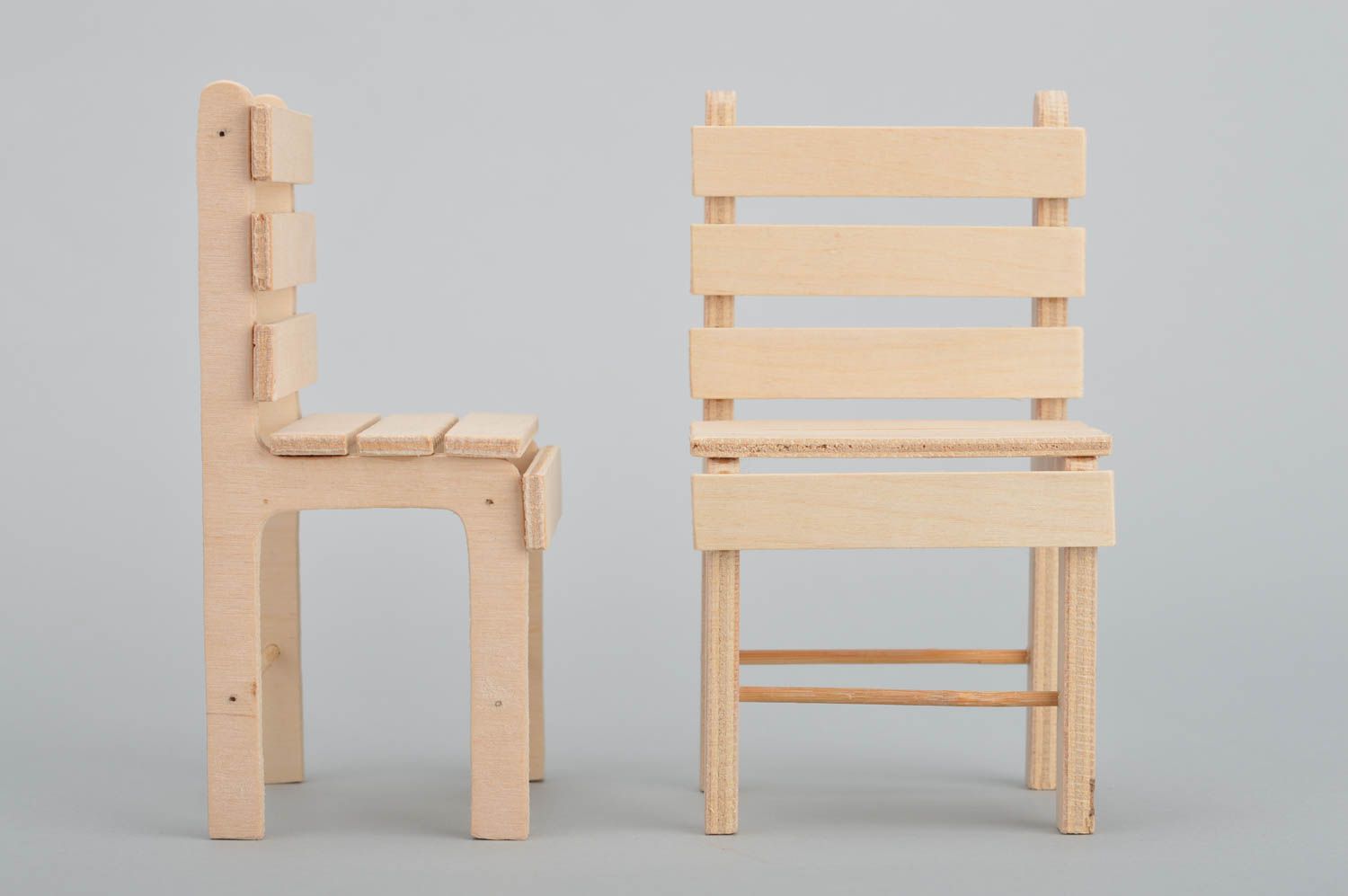 Ensemble de chaises en bois pour poupée faites main 2 pièces à partir de 3 ans photo 2