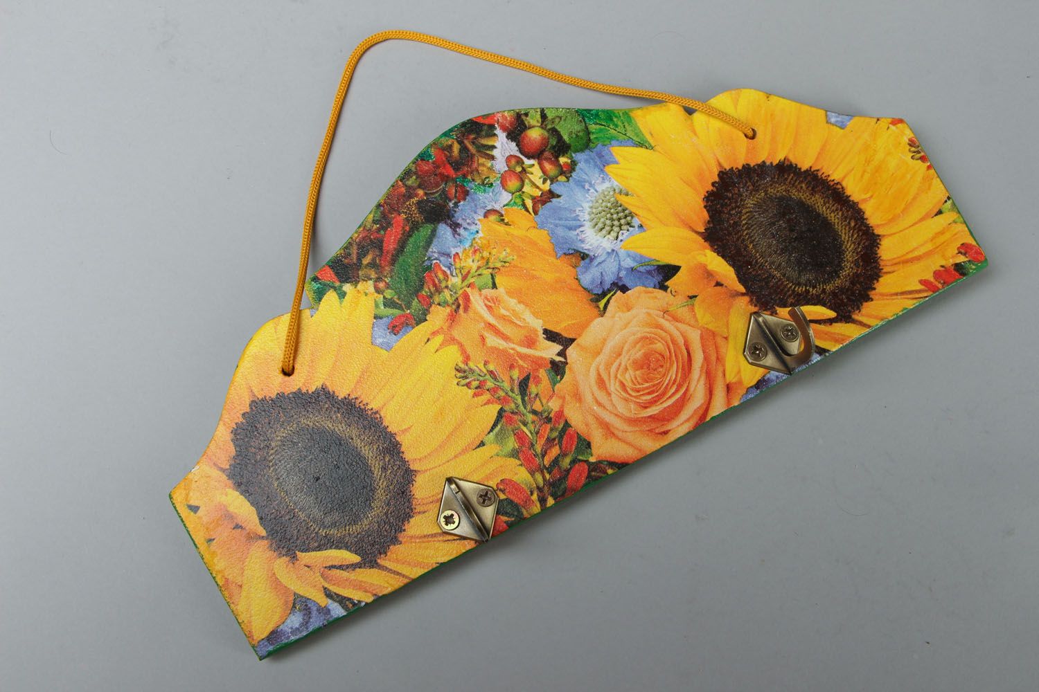 Keys holder with decoupage Sunflowers photo 1