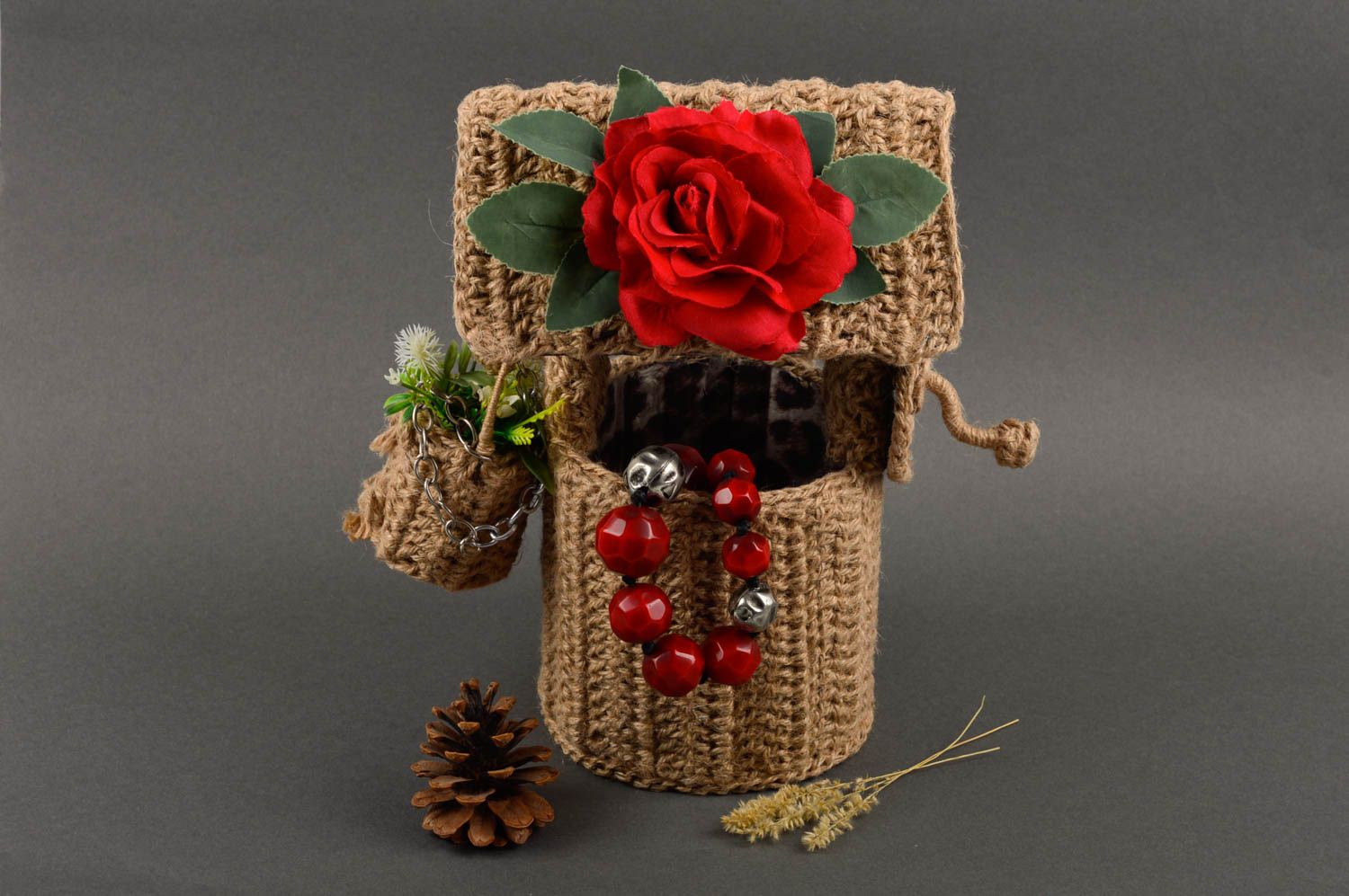 Pozo artesanal de cordel con flor roja decoración de interior regalo original foto 1