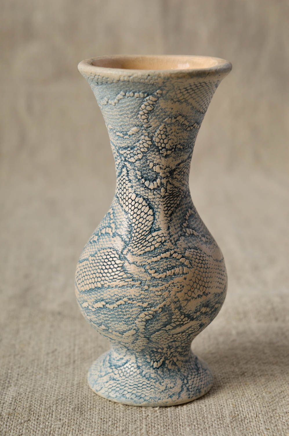 Small ceramic handmade English style 4 flower vase 0,19 lb photo 1