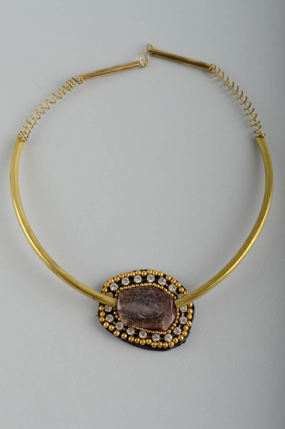 Collana di pietre naturali fatta a mano originale di moda bigiotteria da donna foto 2