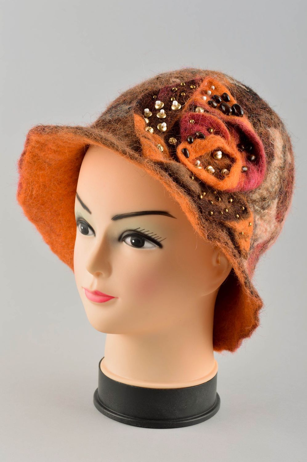 Chapeau femme fait main Cloche chapeau orange design bel Accessoire femme photo 2