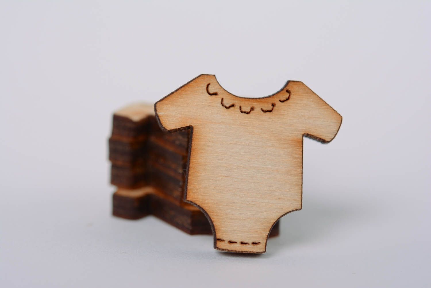 Chipboard pour création body bébé en bois brut  photo 3