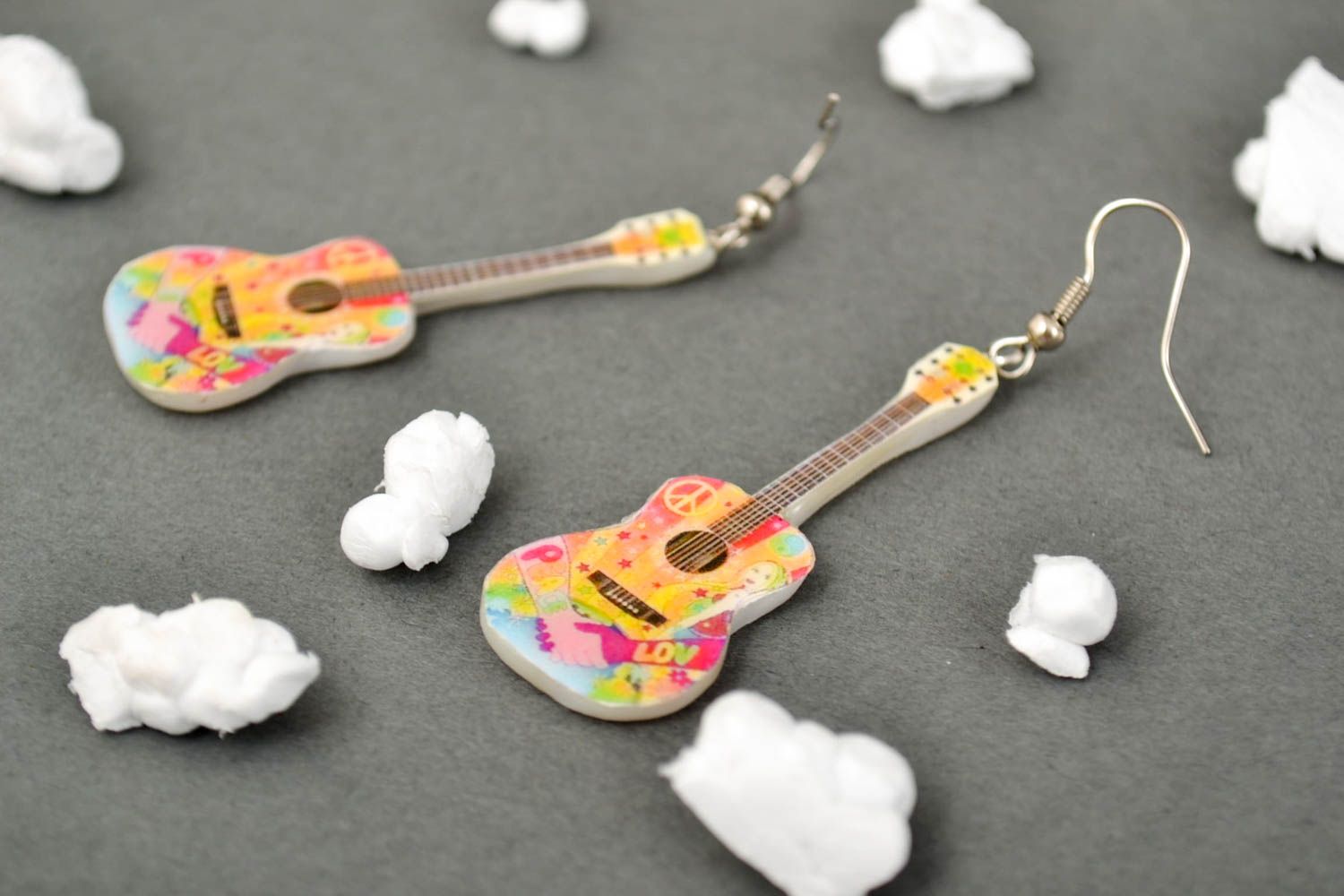 Handmade Schmuck Ohrhänger Polymer Clay Schmuck Ohrringe für Damen Gitarren bunt foto 1