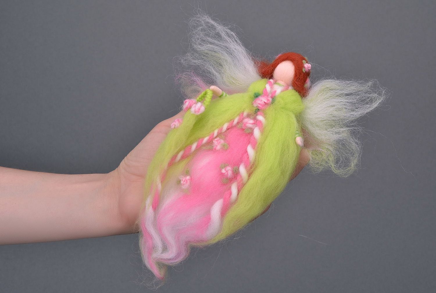 Bambola fata in lana fatta a mano pupazzo tessile primavera bellissimo foto 5