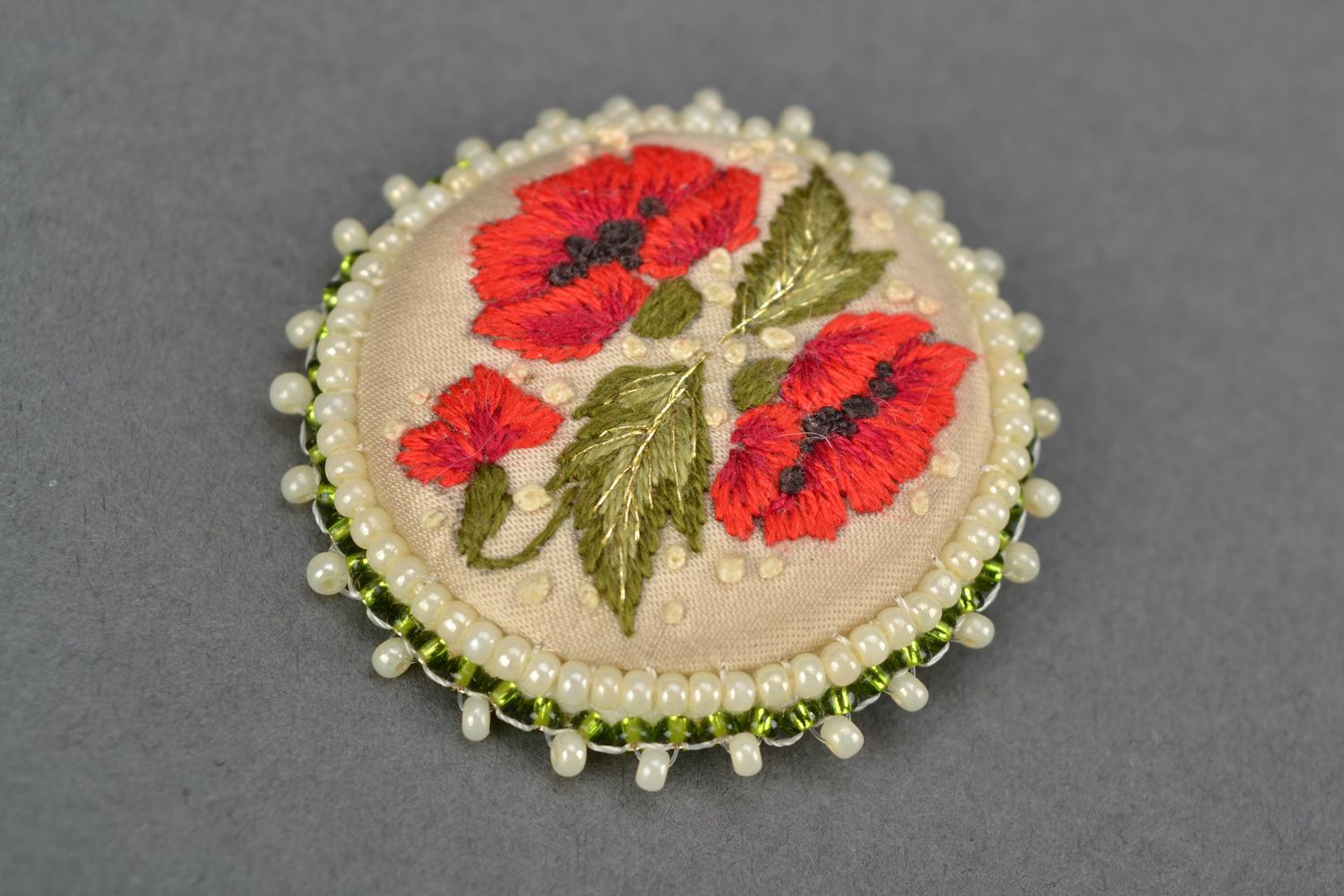 Vintage satin stitch embroidered brooch with beads photo 4