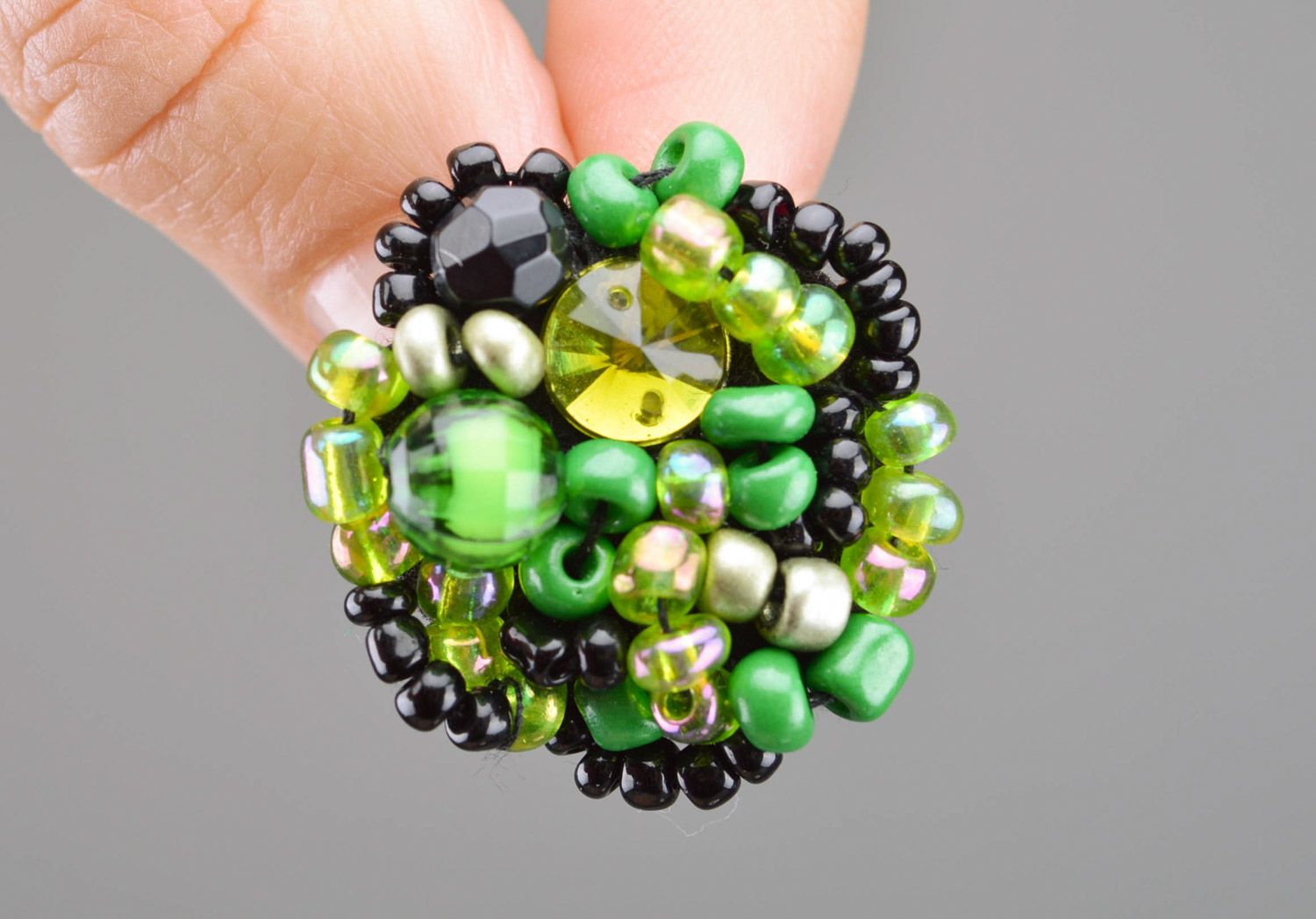 Handmade massive beaded stud earrings in green and black colors for women photo 4