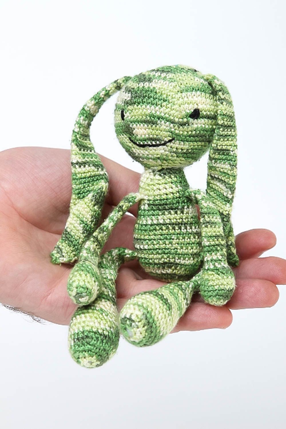 Jouet tricoté Peluche faite main lapin vert en fils de coton Cadeau enfant photo 5