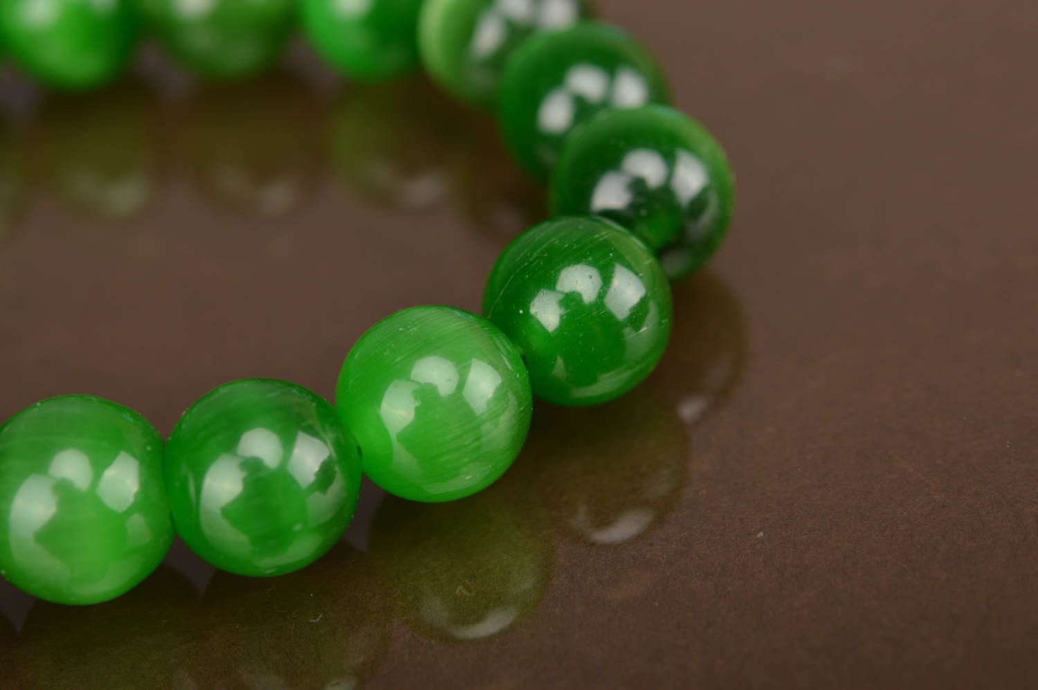 Green beaded bracelet on elastic band handmade designer jewelery for every day photo 4