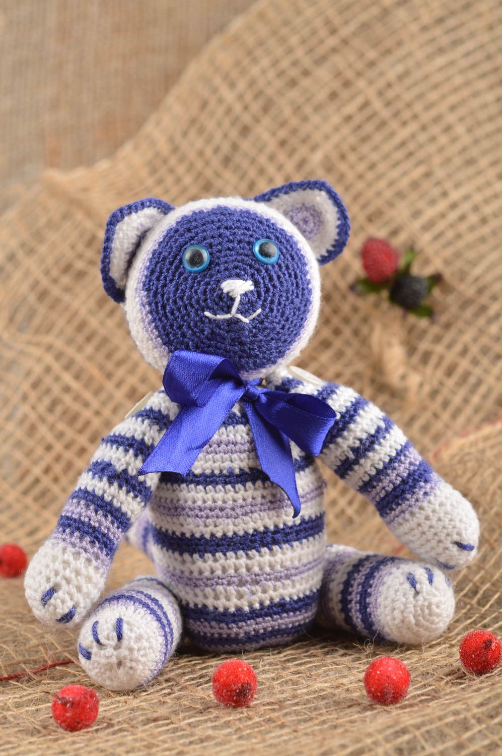 Jouet tricoté Peluche faite main chat rayé au crochet Cadeau enfant et déco photo 2