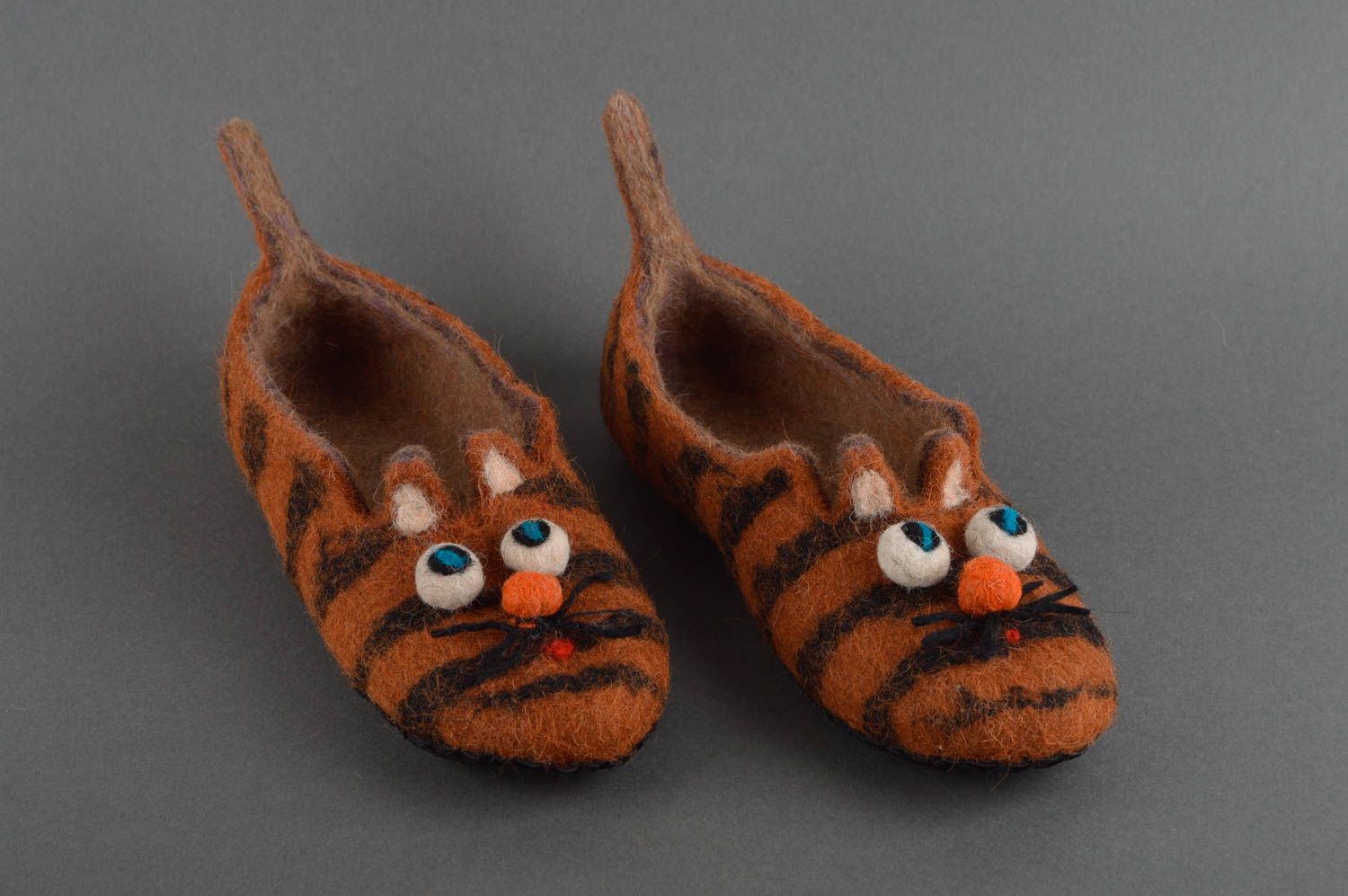 Zapatillas de casa de fieltro hechas a mano calzado femenino regalo original foto 1