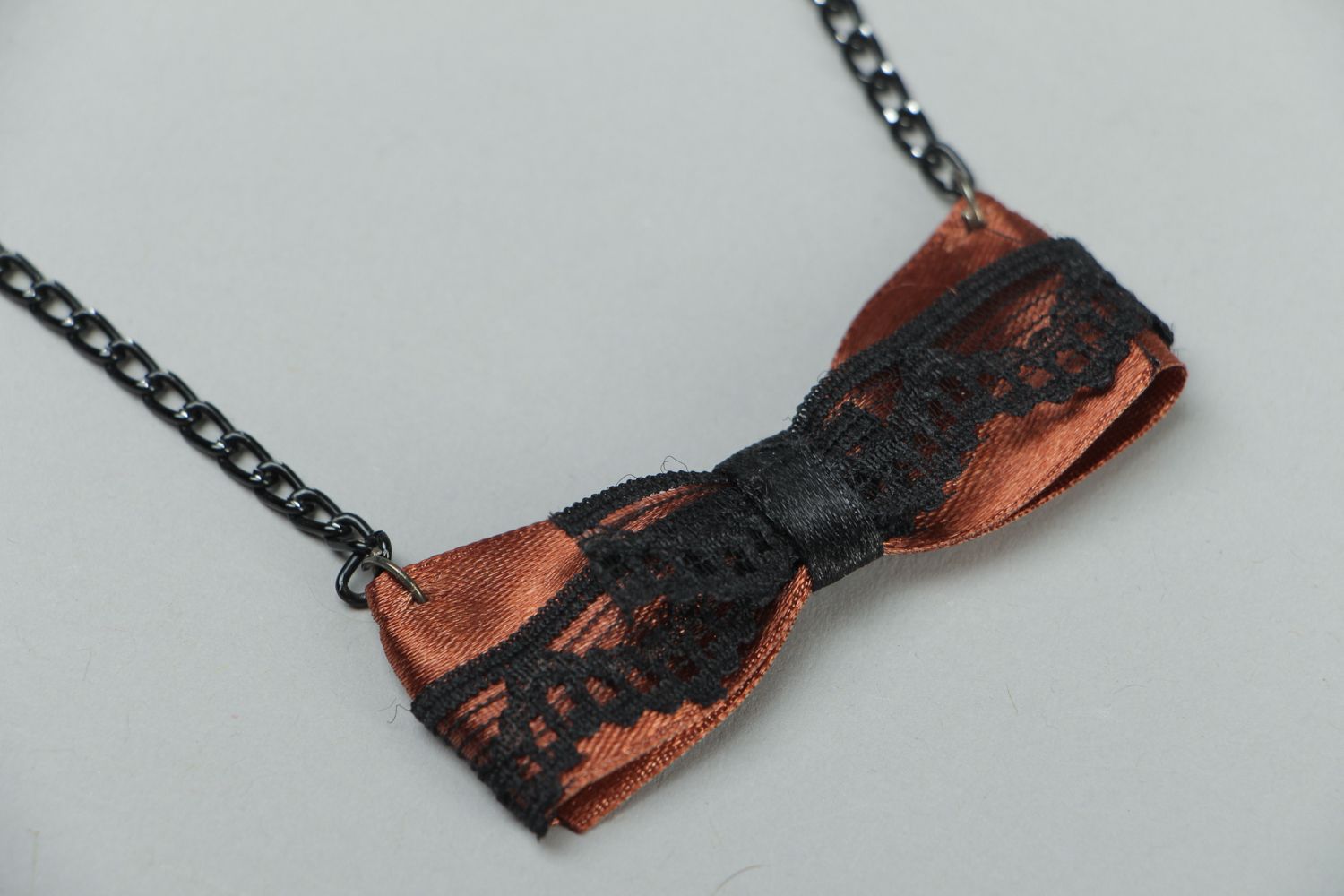 Handmade fabric bow pendant with chain photo 2