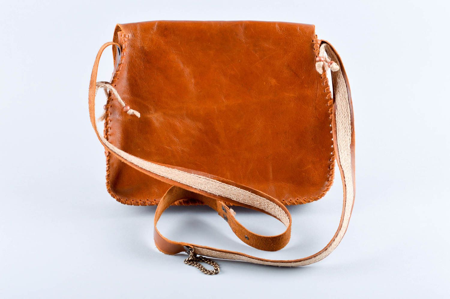 Сумка ручной работы сумка через плечо кожаная сумка светло коричневая красивая фото 3
