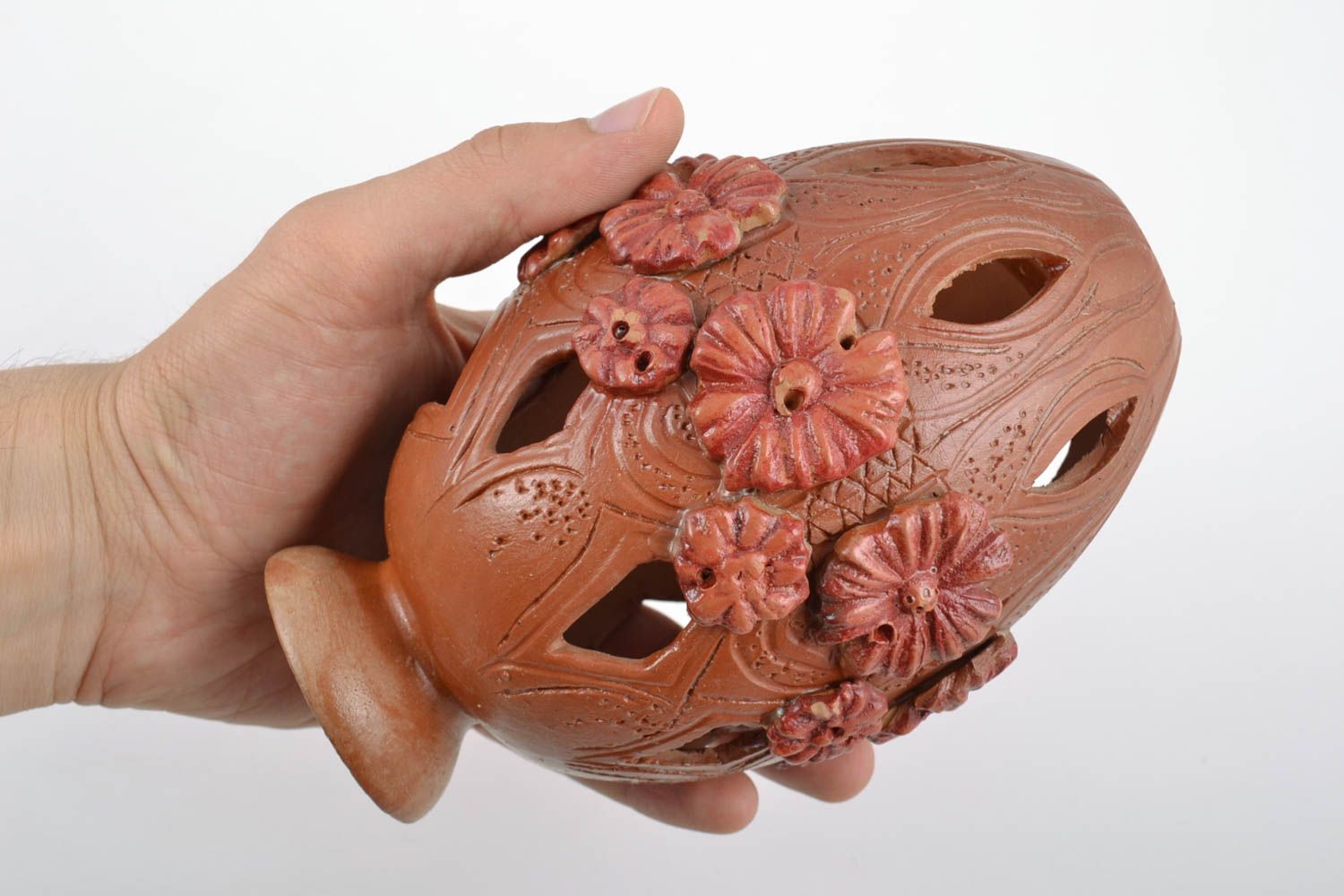Jarrón artesanal con forma de huevo con decoración modelada de color marrón foto 2