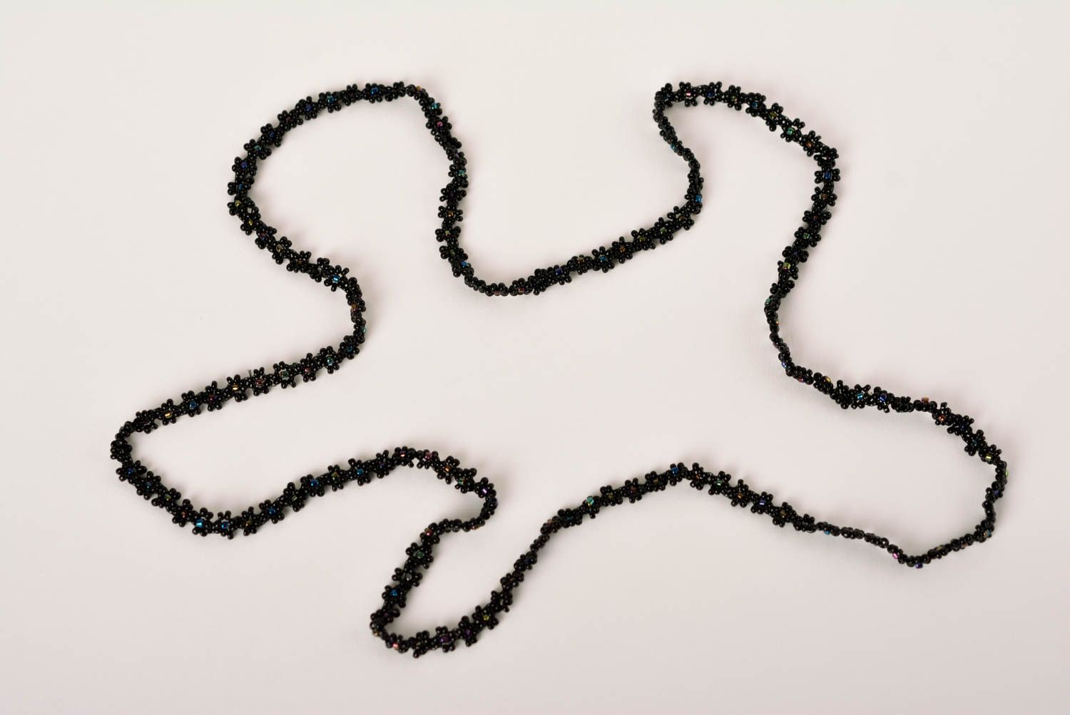 Collier en perles de rocaille Bijou fait main noir long design Cadeau femme photo 5