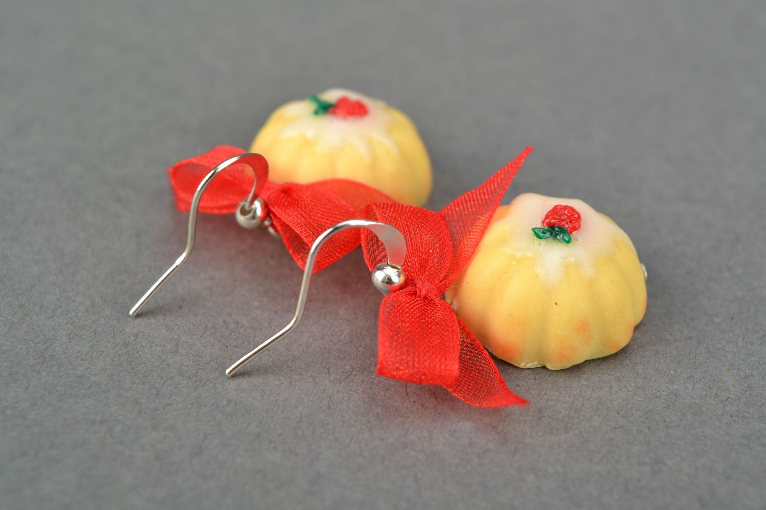 Polymer clay earrings in the shape of cakes with bows photo 4