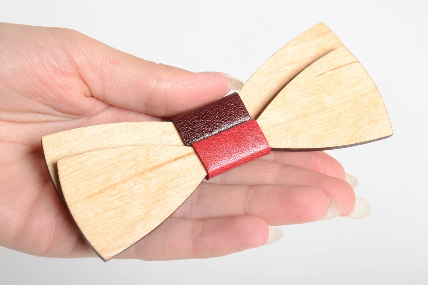 Noeuds papillon en bois faits main avec similicuir 2 pièces Accessoires homme photo 4