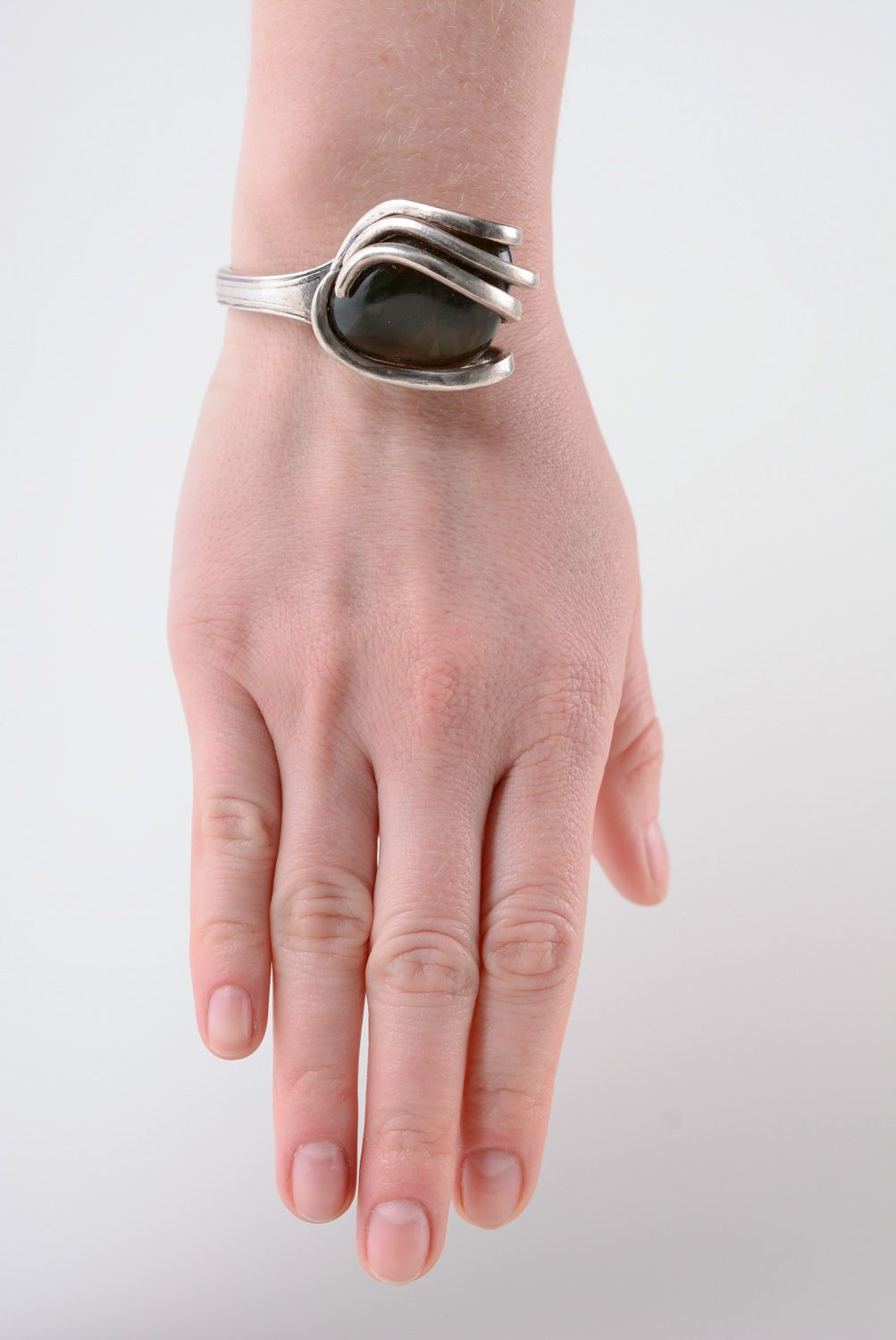 Unusual design handmade wrist bracelet with natural stone photo 3