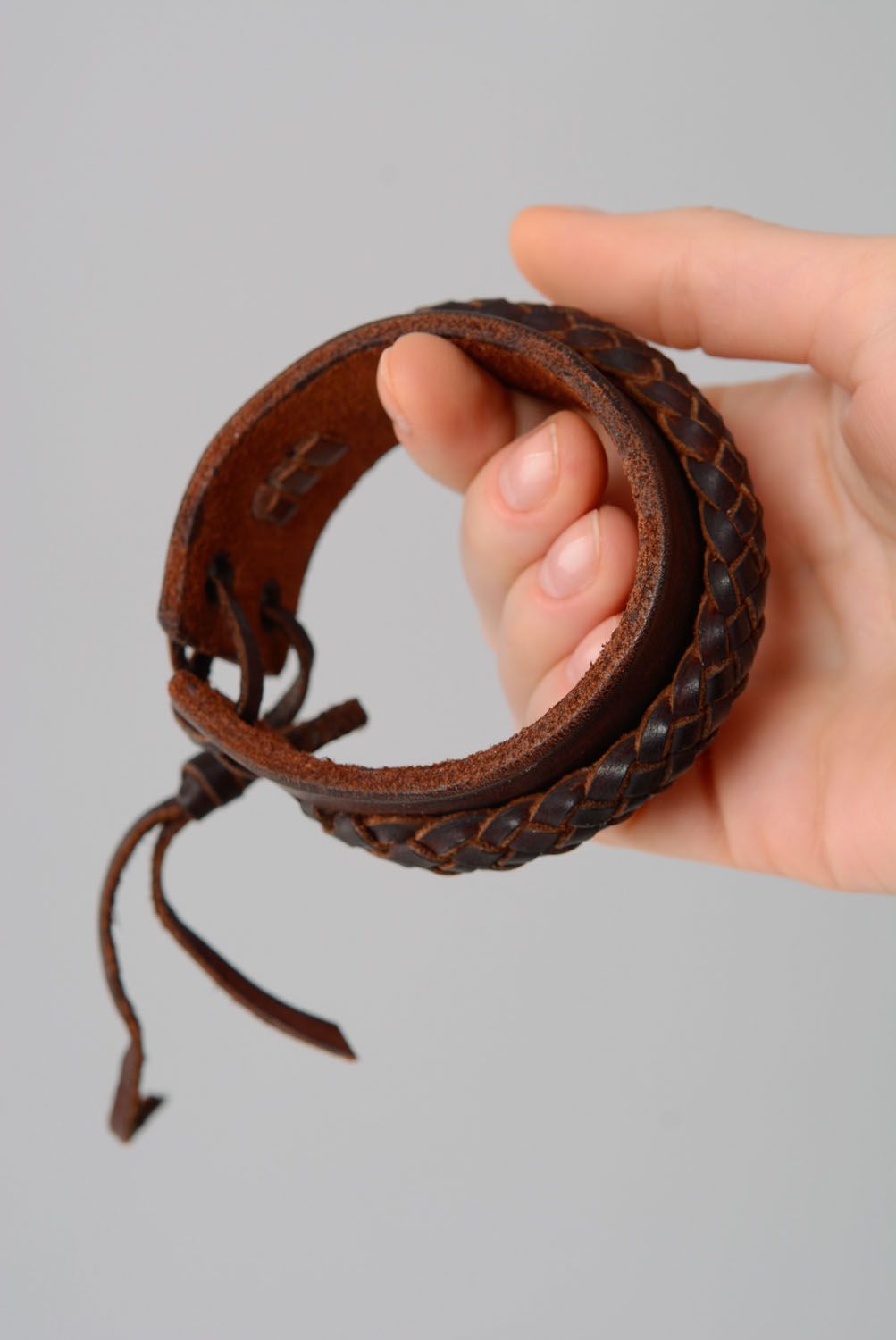 Handmade leather bracelet photo 4