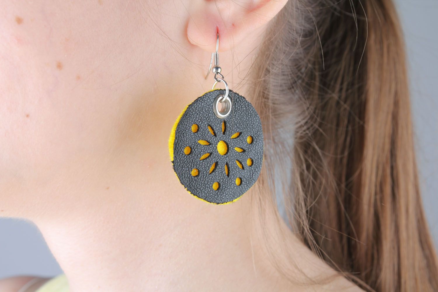 Women's earrings made of leather and felt photo 5