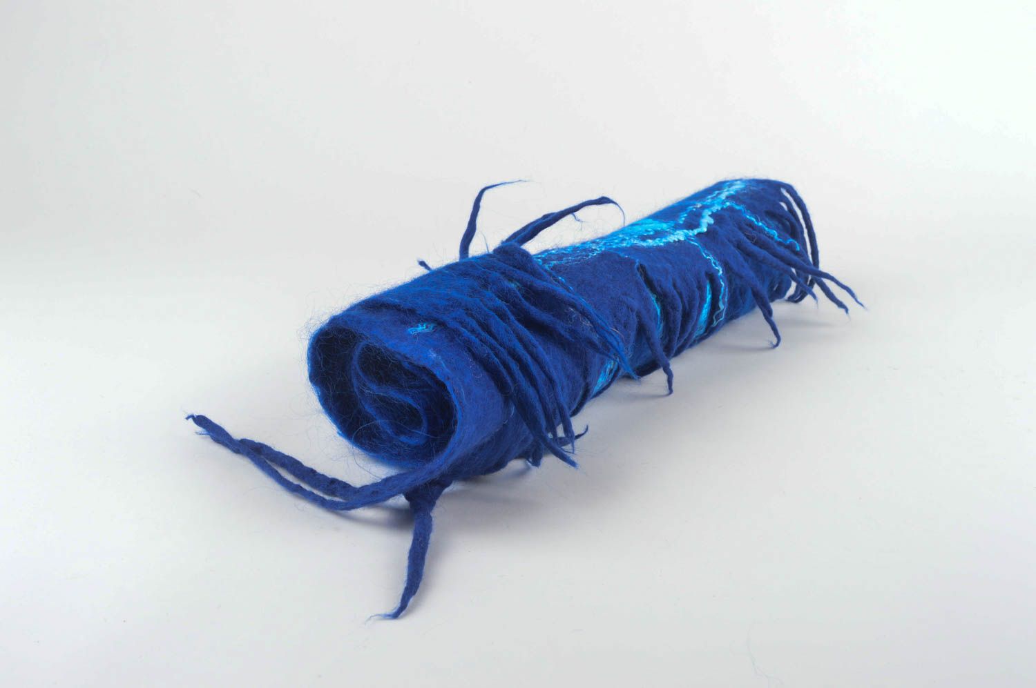 Handmade blauer Damen Schal Accessoire für Frauen Schal Stola aus Wolle gefilzt foto 4