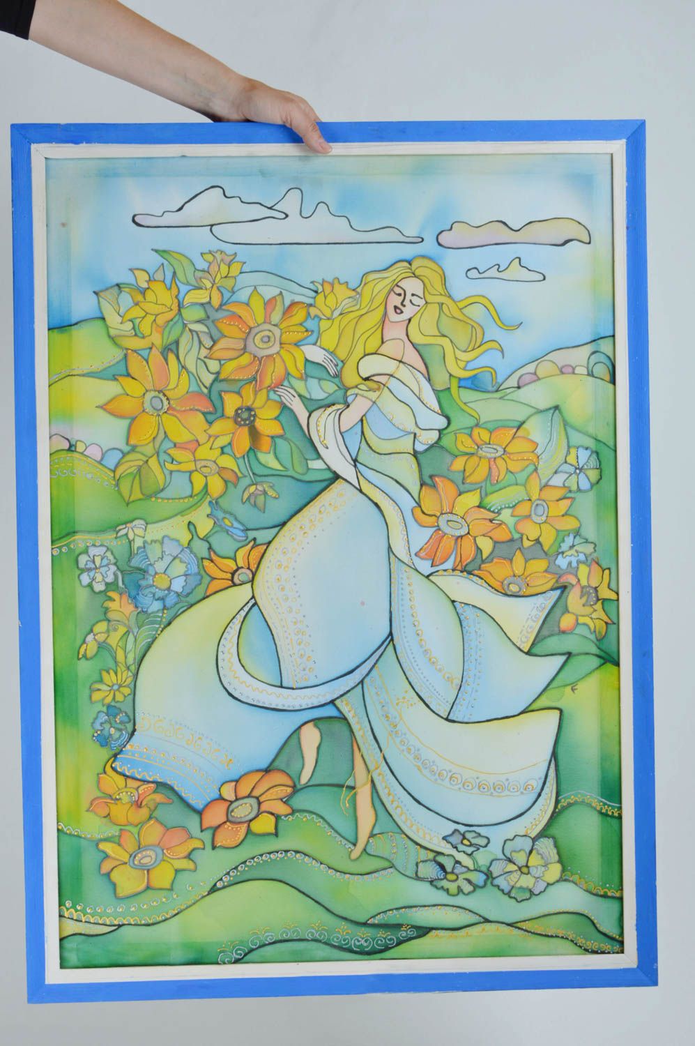 Картина в технике холодный батик тканевая ручной работы Девушка в голубом платье фото 3