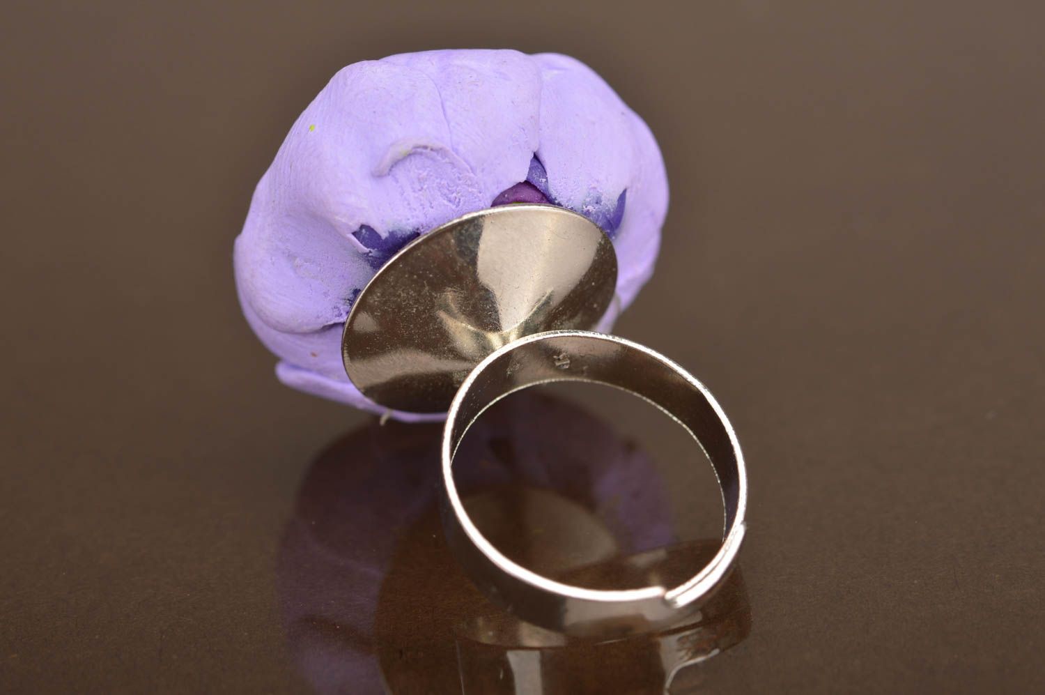 Handmade Blumen Ring aus Polymerton in Lila massiv ungewöhnlich für Frauen schön foto 3