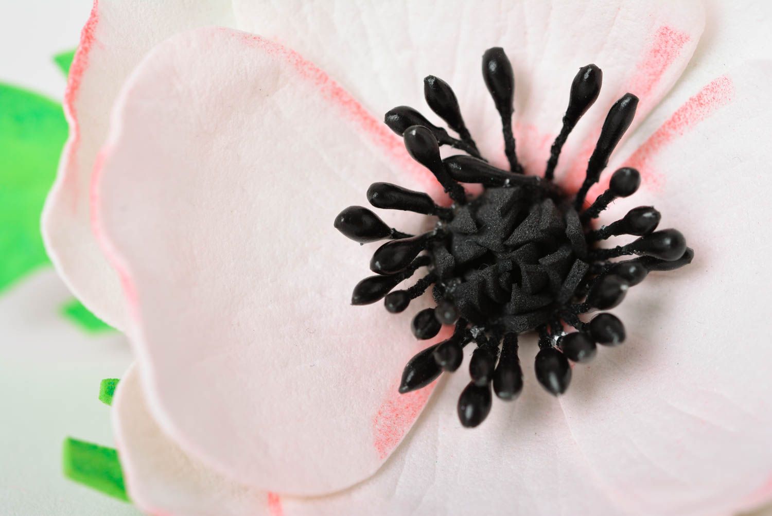 Haargummi für Mädchen handgeschaffen Deko Accessoire schöner Haargummi Blume foto 3