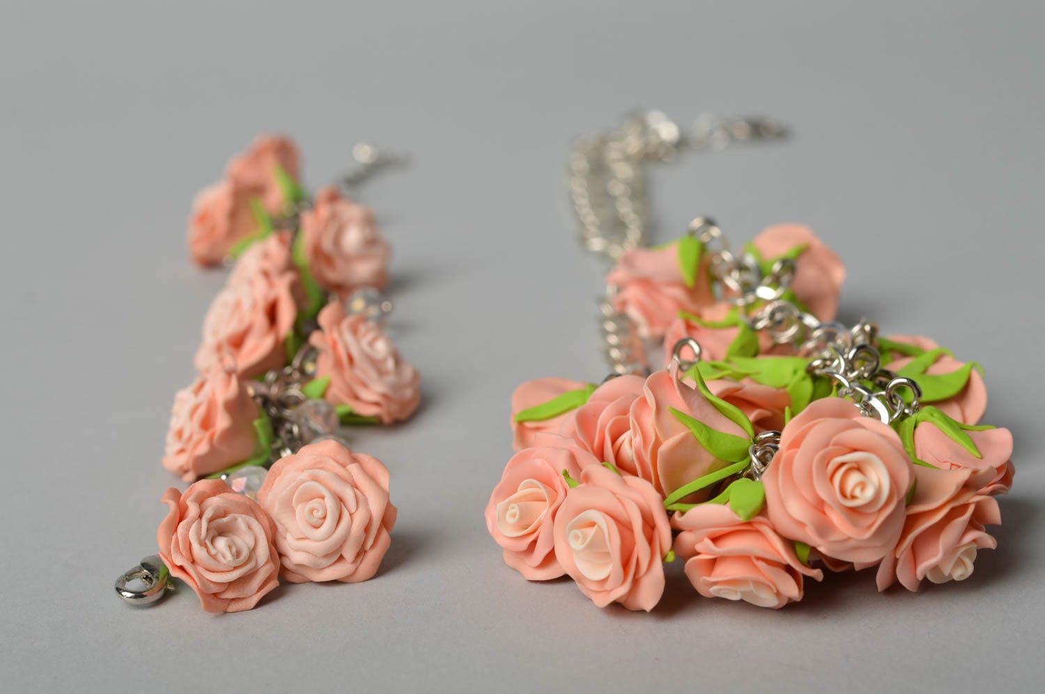 Chain acrylic pink roses necklace with a chain charm bracelet for mom photo 4