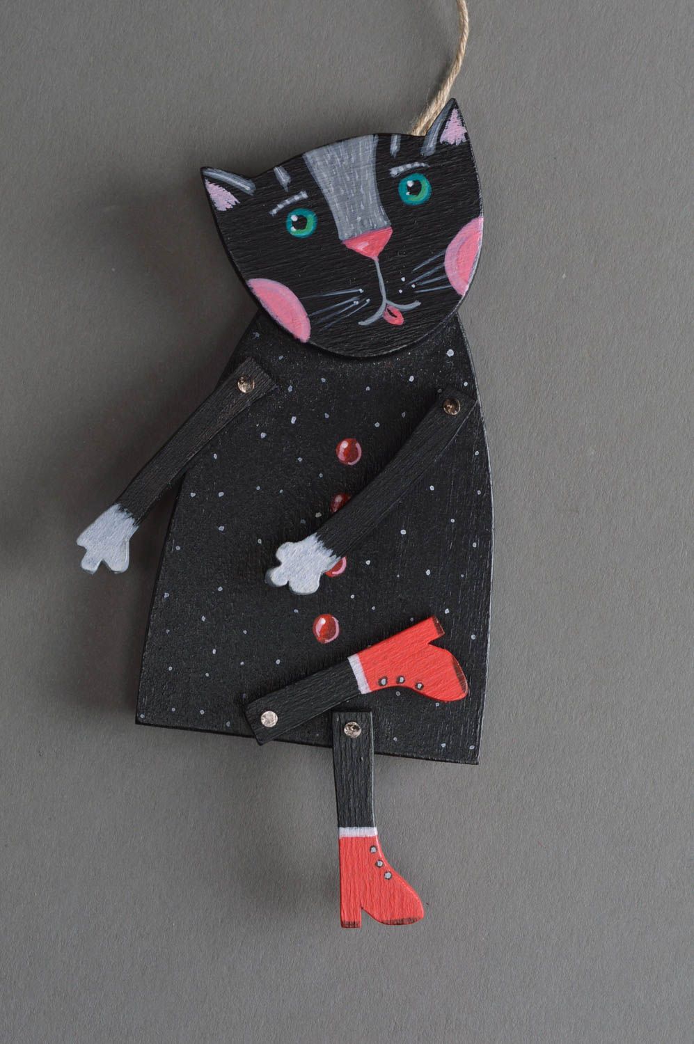 Jouet décoratif à suspendre en bois fait main design original Chat noir photo 3