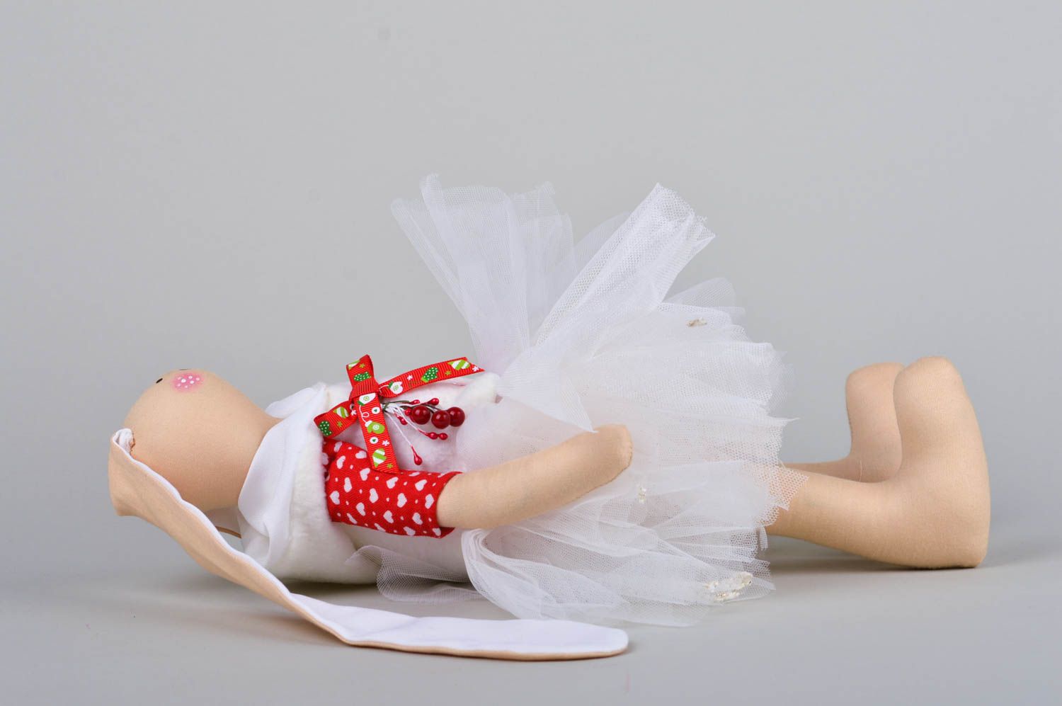 Игрушка заяц ручной работы авторская игрушка стильный подарок девочка в юбке фото 4