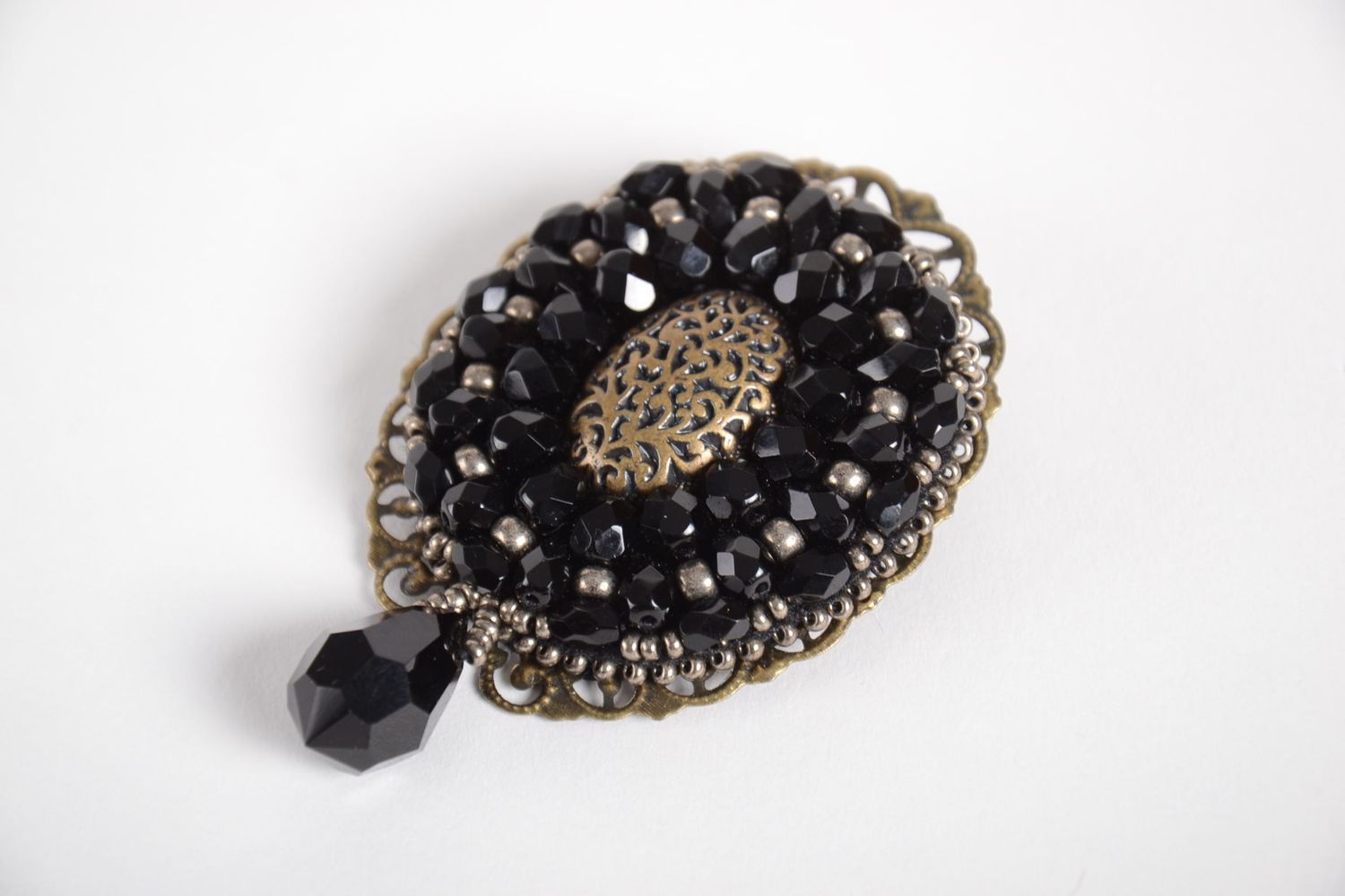 Stylish handmade leather brooch pin beaded brooch jewelry beautiful jewellery  photo 4
