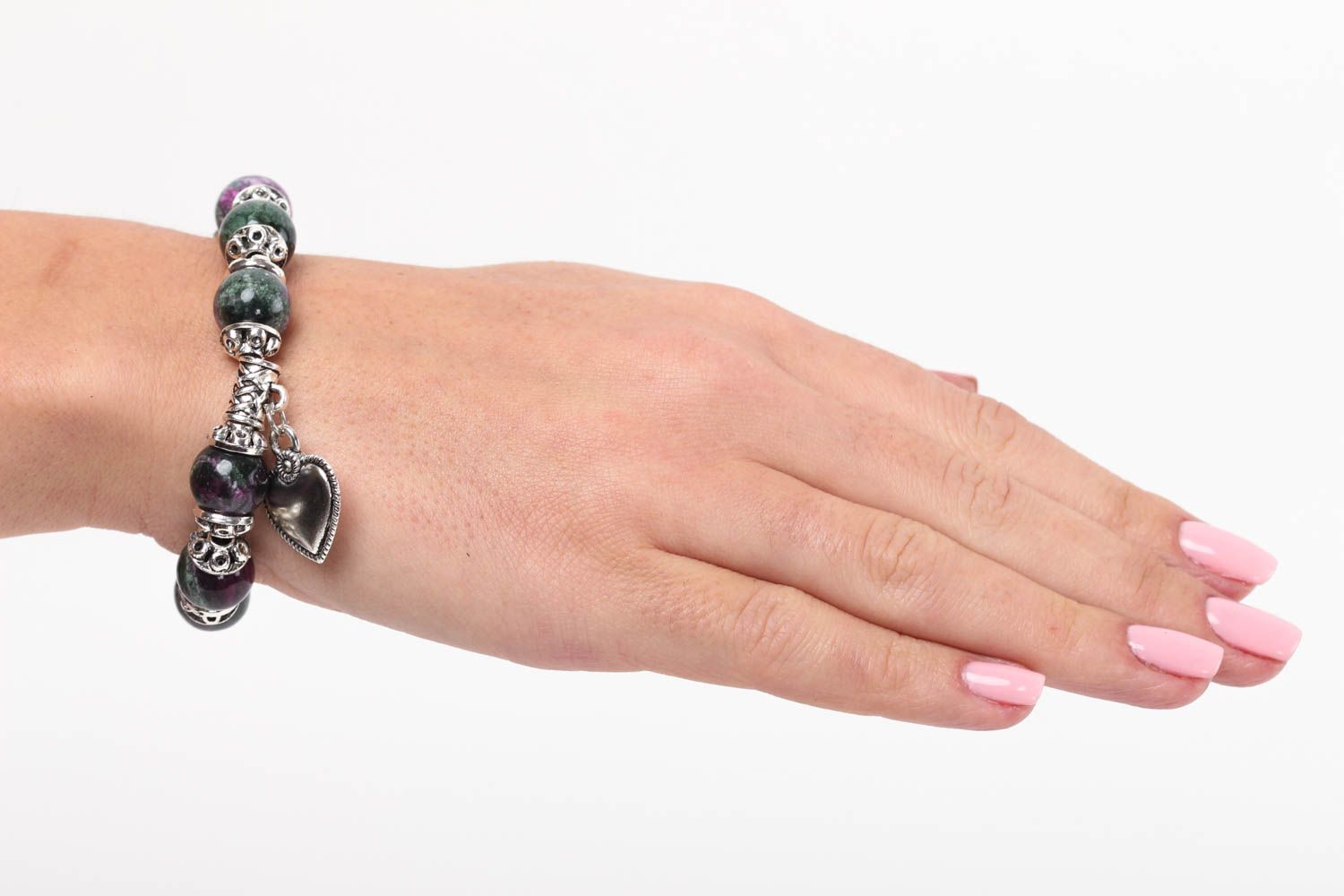 Bracelet en tourmaline Bijou fait main avec éléments en métal Cadeau pour femme photo 5