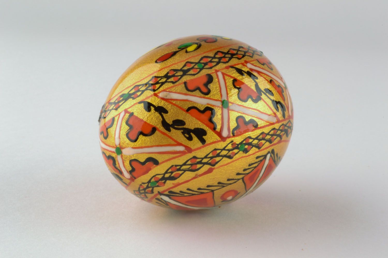Huevo de Pascua artesanal de madera foto 4