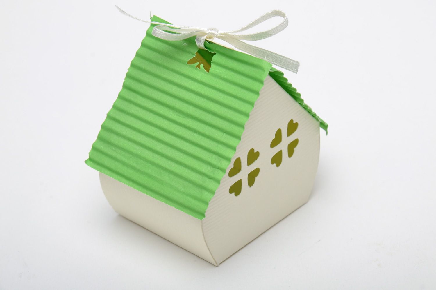 Handmade wedding paper favor box in the shape of house in green and white colors photo 3