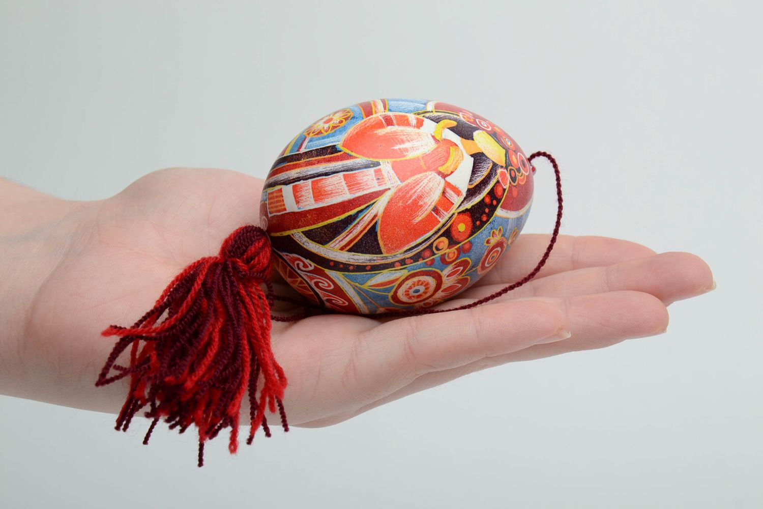 Пасхальное яйцо с росписью подвеска ручной работы авторское фото 5