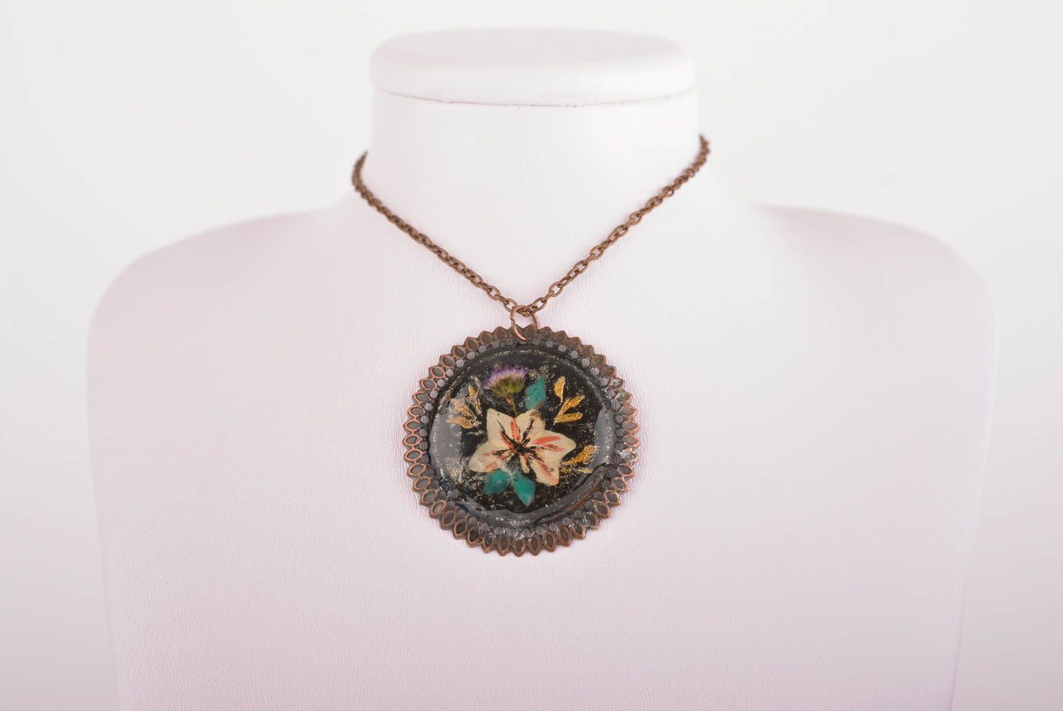 Vintage handmade flower pendant neck pendant with real flowers fashion trends photo 3