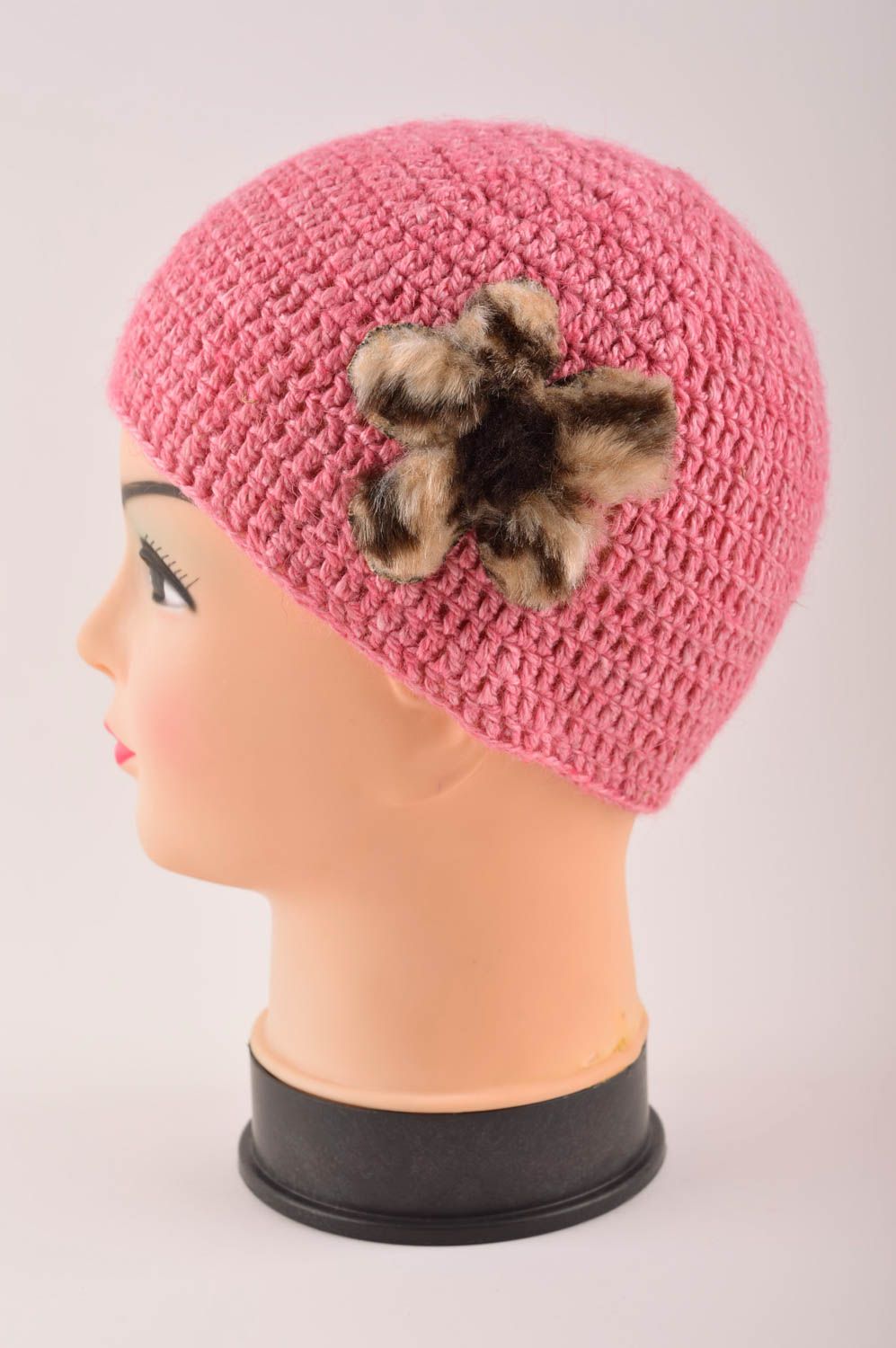Вязаная шапка для детей хенд мейд зимняя шапка детская вязаная шапочка розовая фото 3