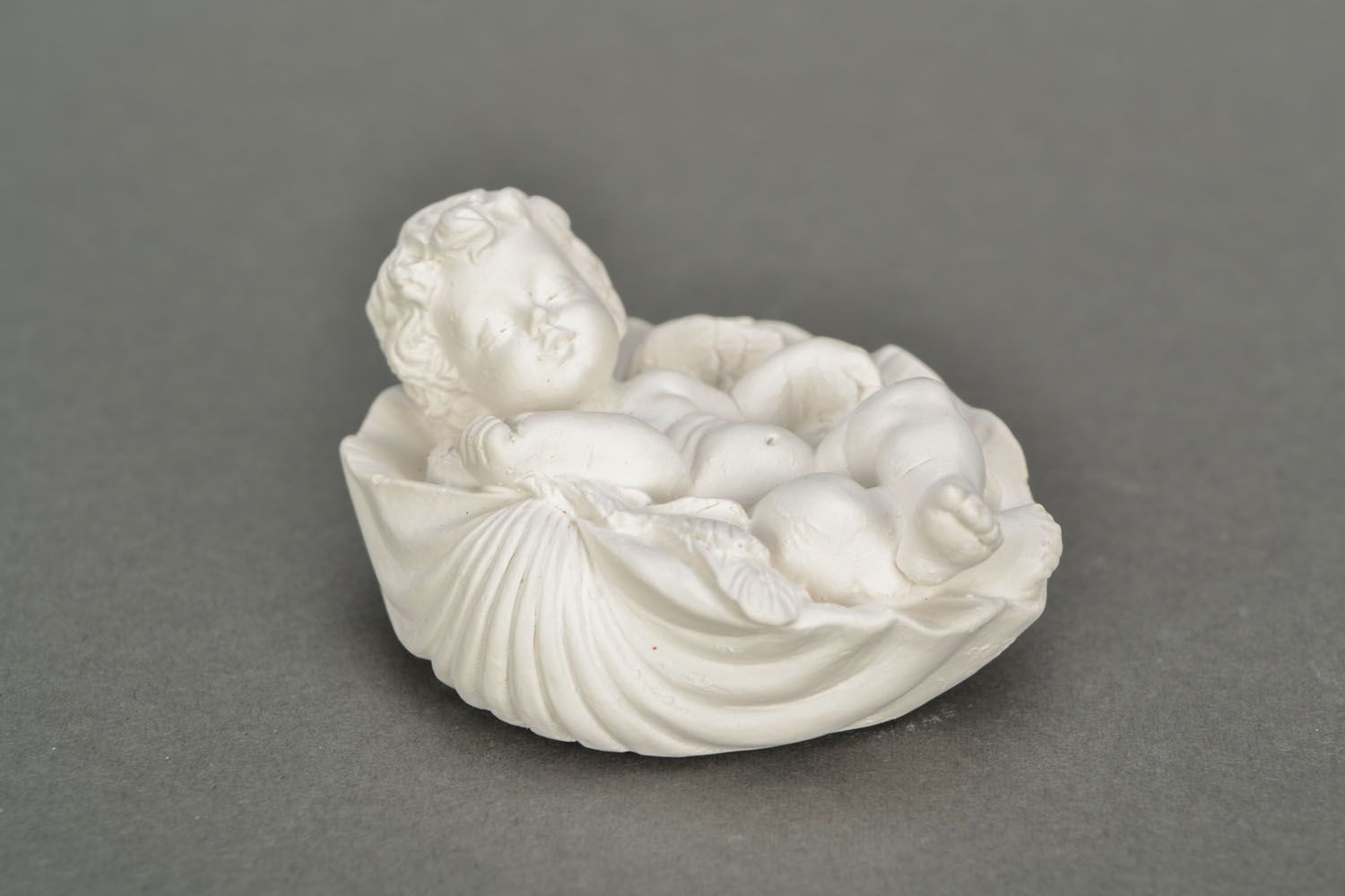 Plaster figurine for painting Angel in a Shell photo 4