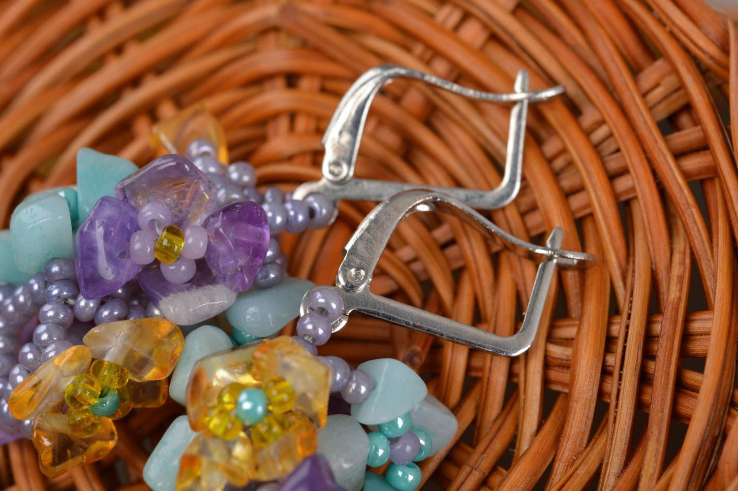 Zarte lila handmade Glasperlen Ohrringe aus echten Steinen Designer Schmuck foto 3