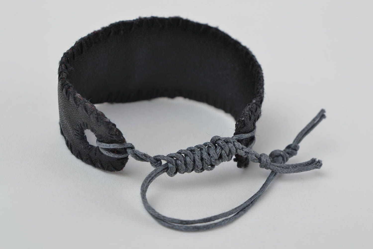 Beautiful handmade black faux leather wrist bracelet unisex in rocker style photo 5