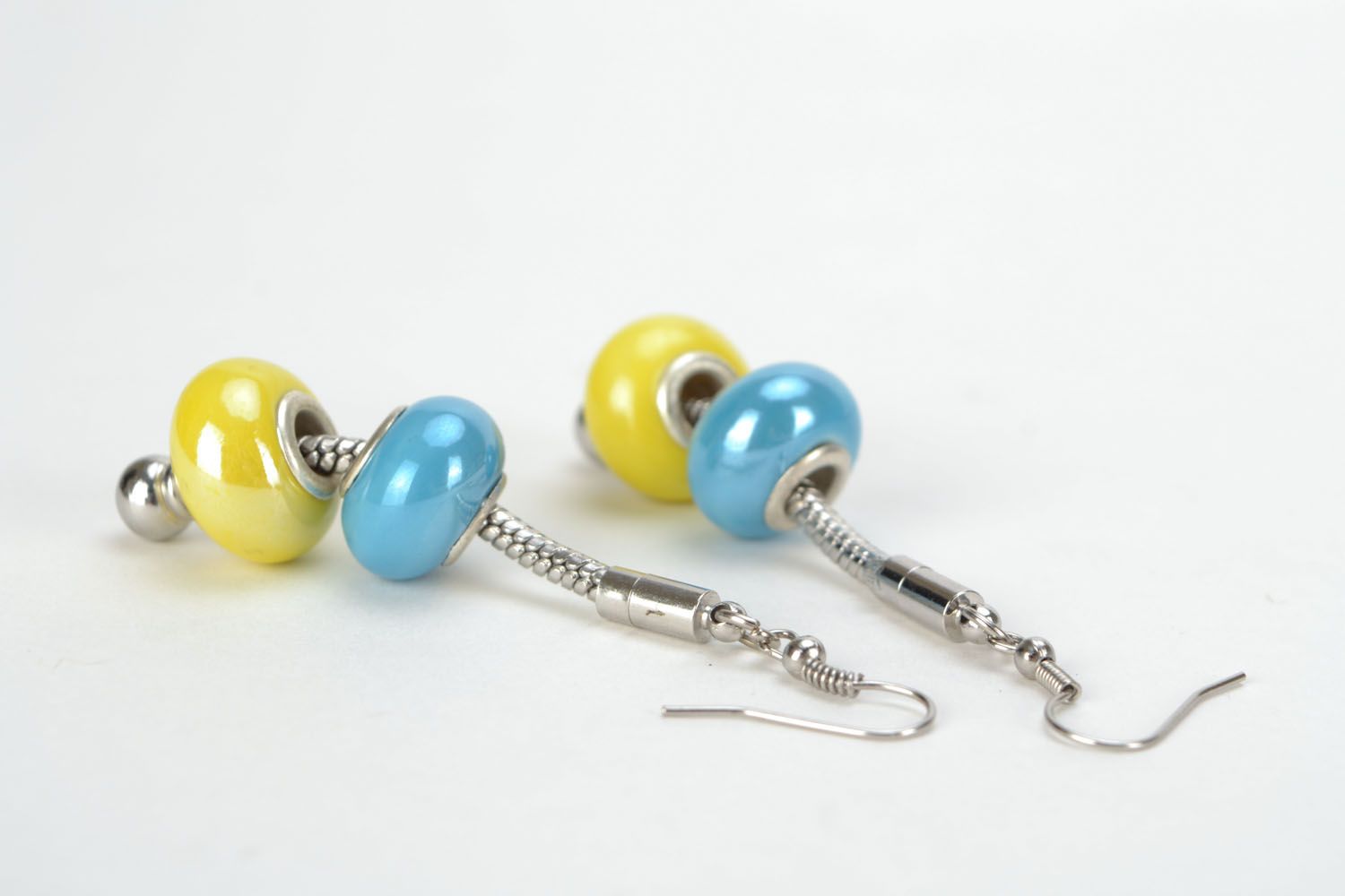 Bright earrings with beads photo 4