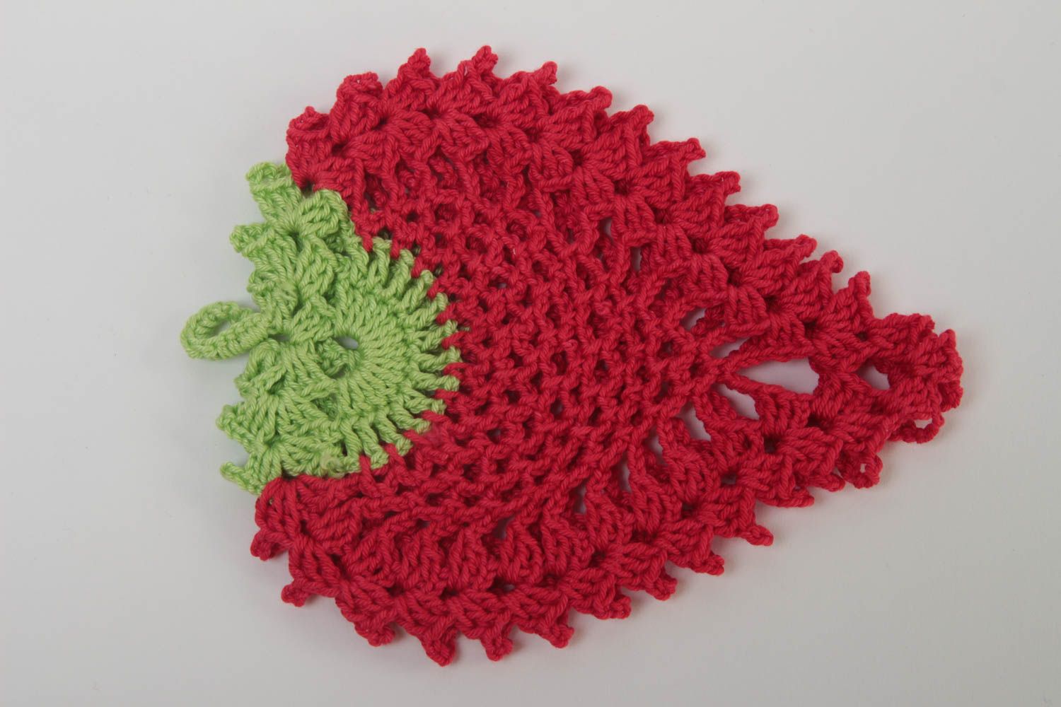 Manique au crochet faite main Textile de cuisine fraise rouge Accessoire cuisine photo 2