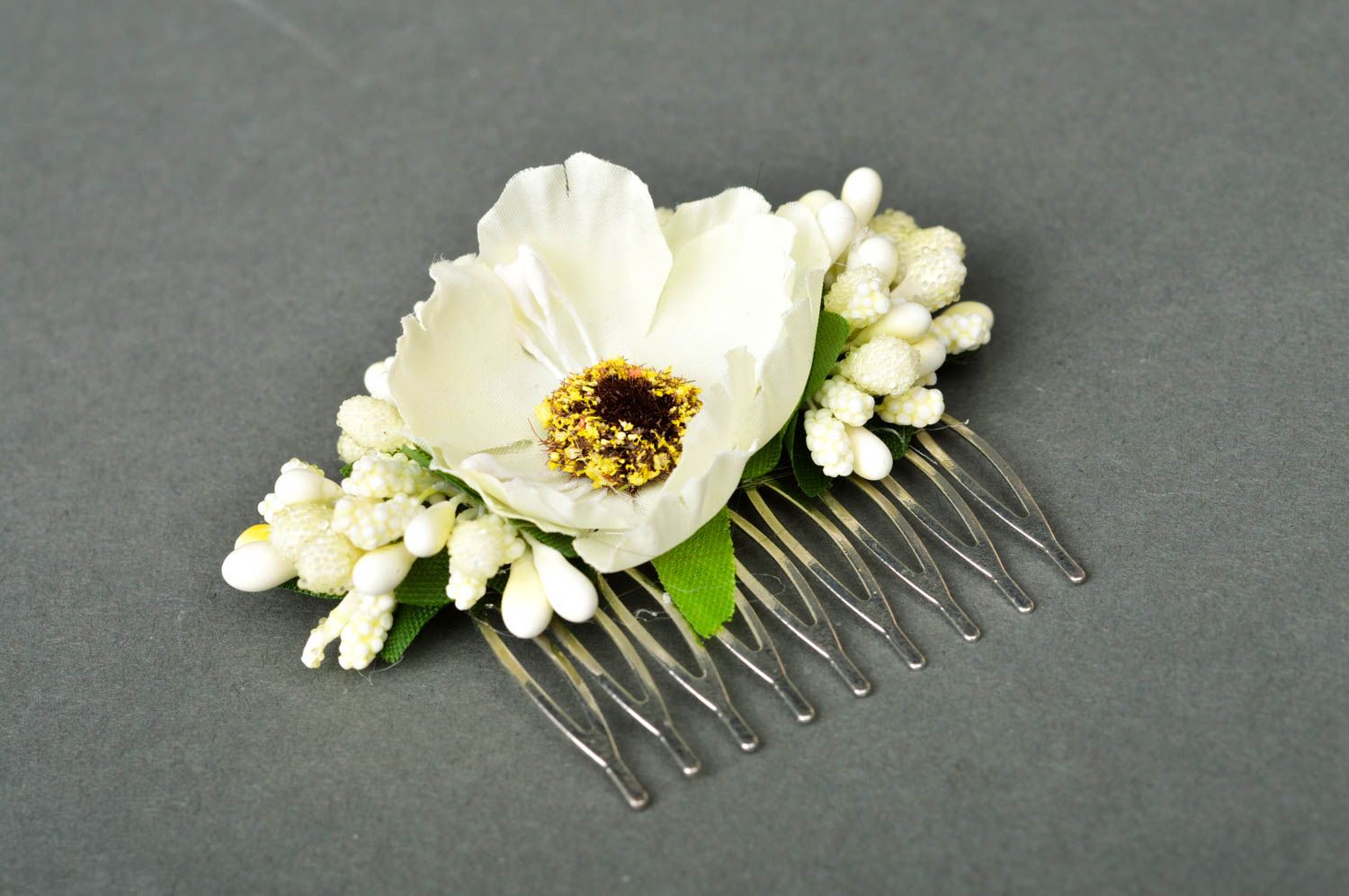 Peigne cheveux fait main Accessoire cheveux fleur design Cadeau pour femme photo 2