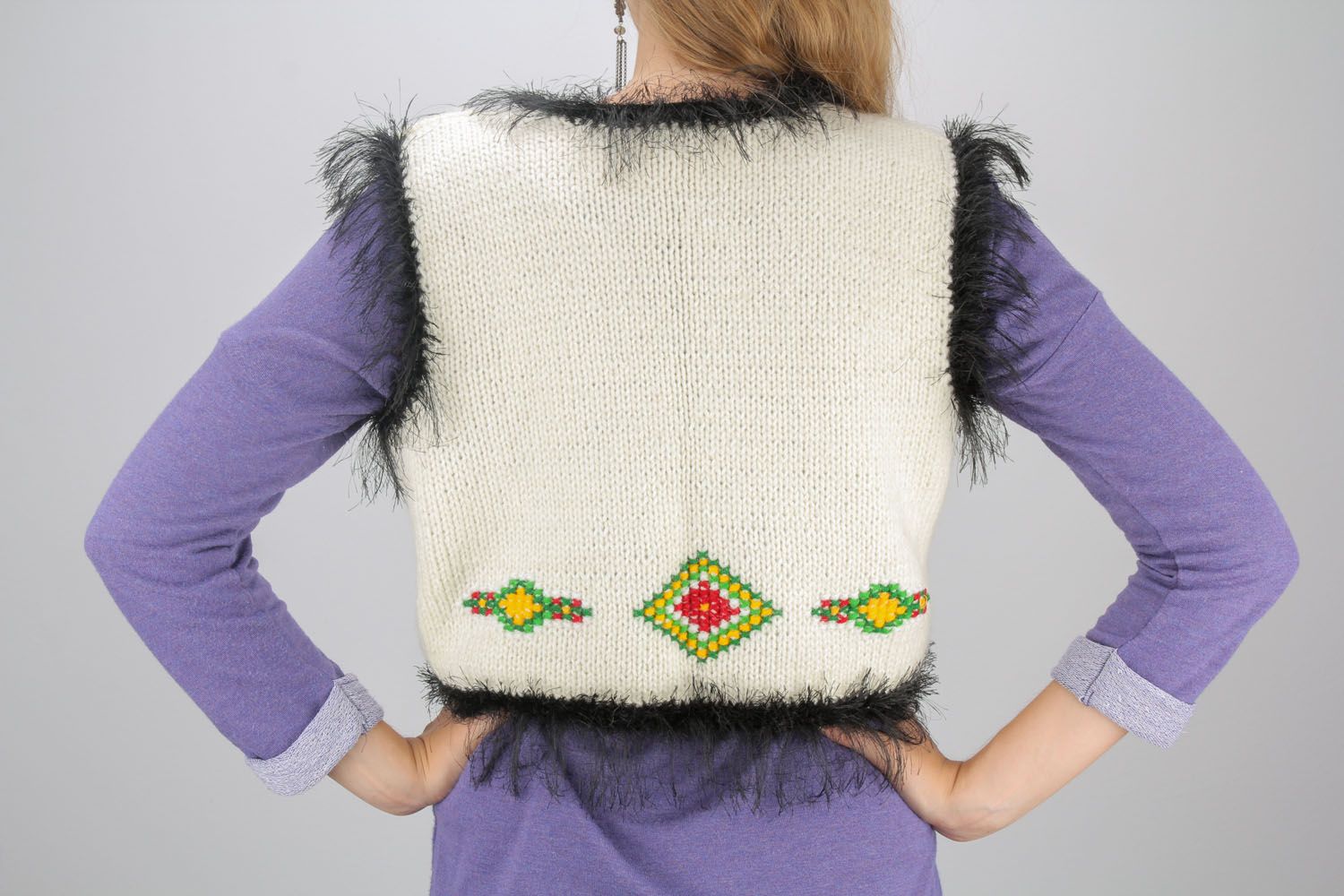 Knitted vest Ukrainian photo 2