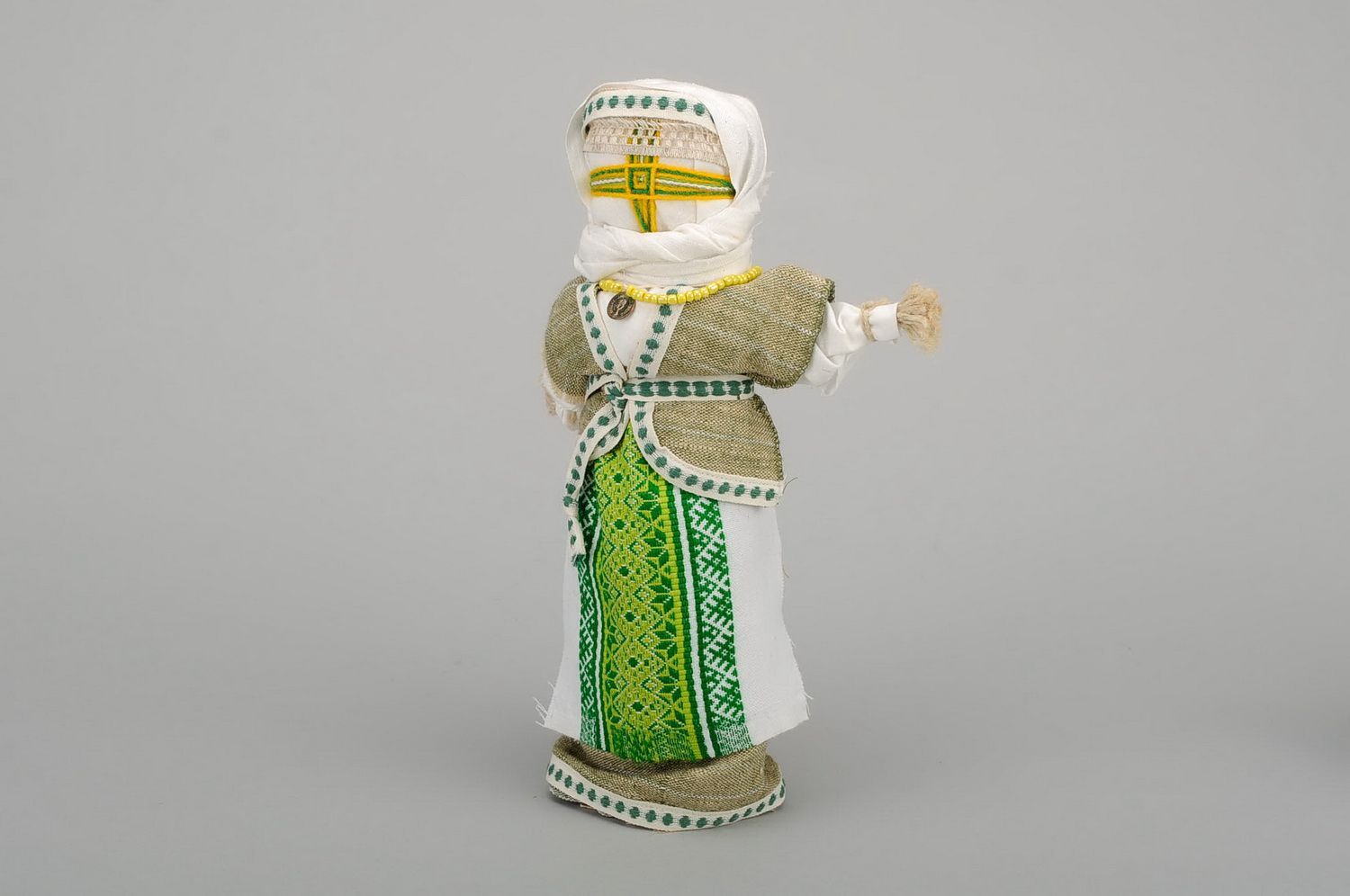 Bambola di stoffa fatta a mano amuleto talismano giocattolo etnico slavo foto 3