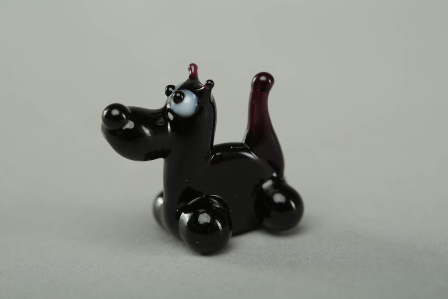 Lampwork glass figurine of black dog photo 2